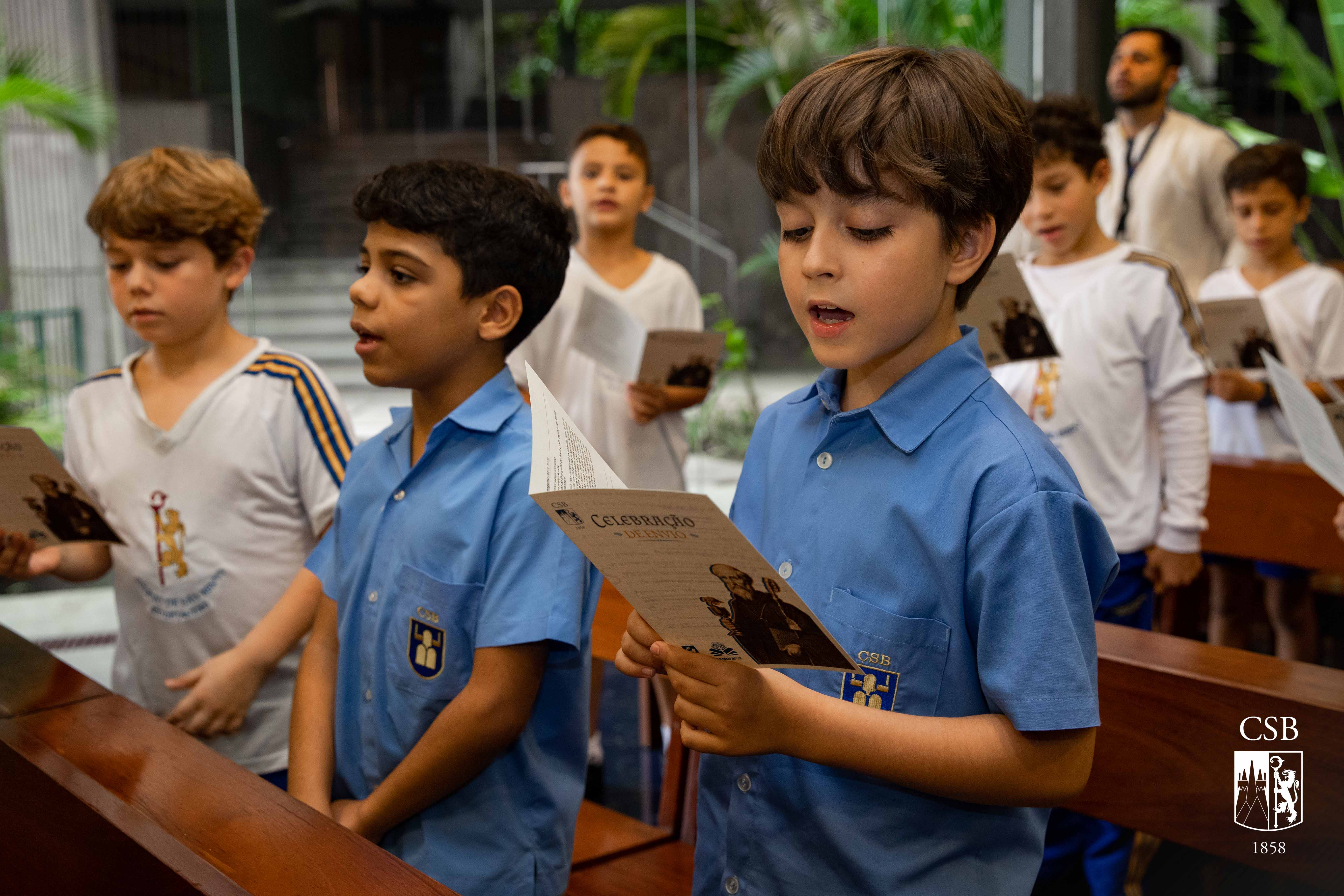 Celebração de Envio da Imagem Peregrina de São Bento