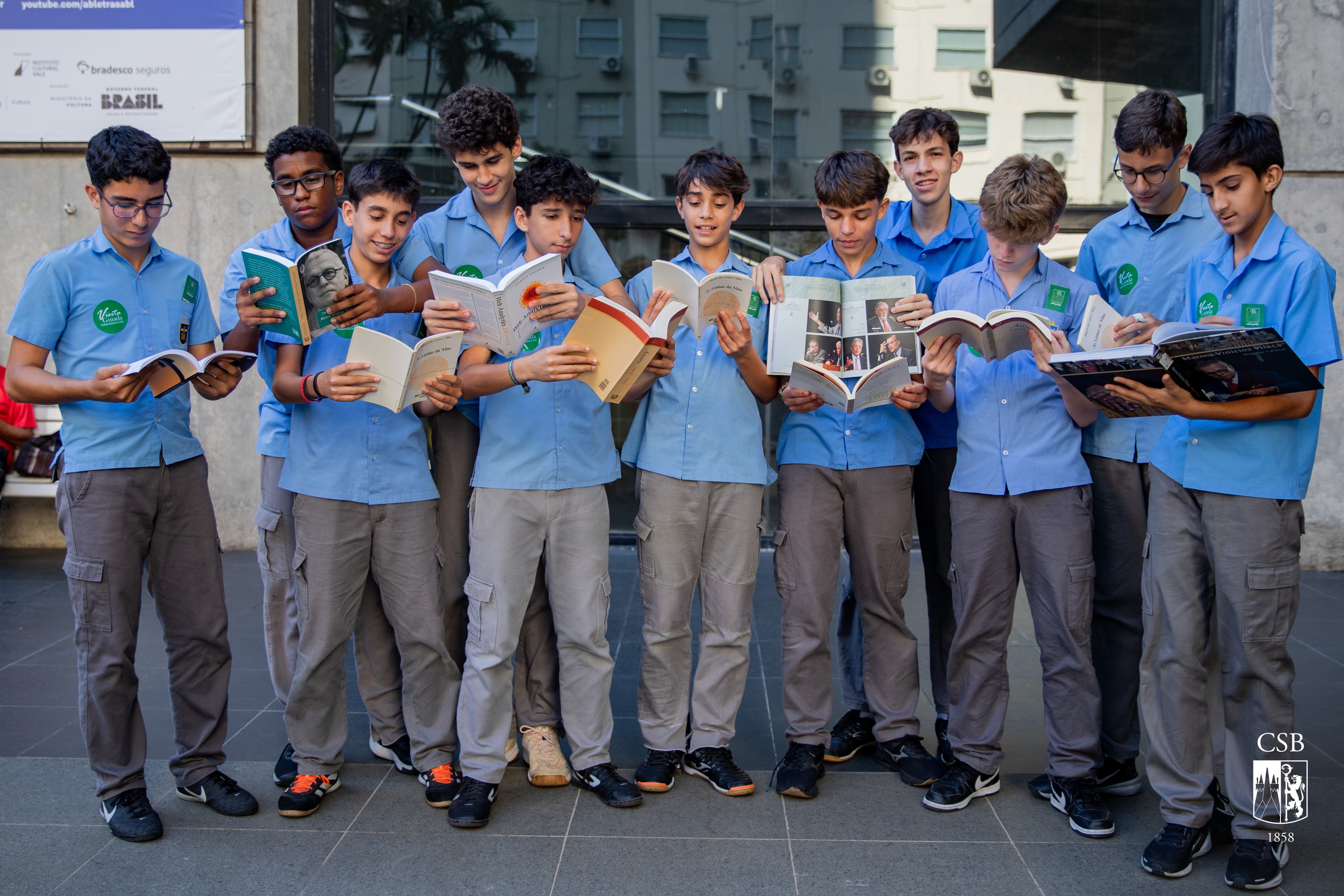 8º ano visita a histórica Academia Brasileira de Letras