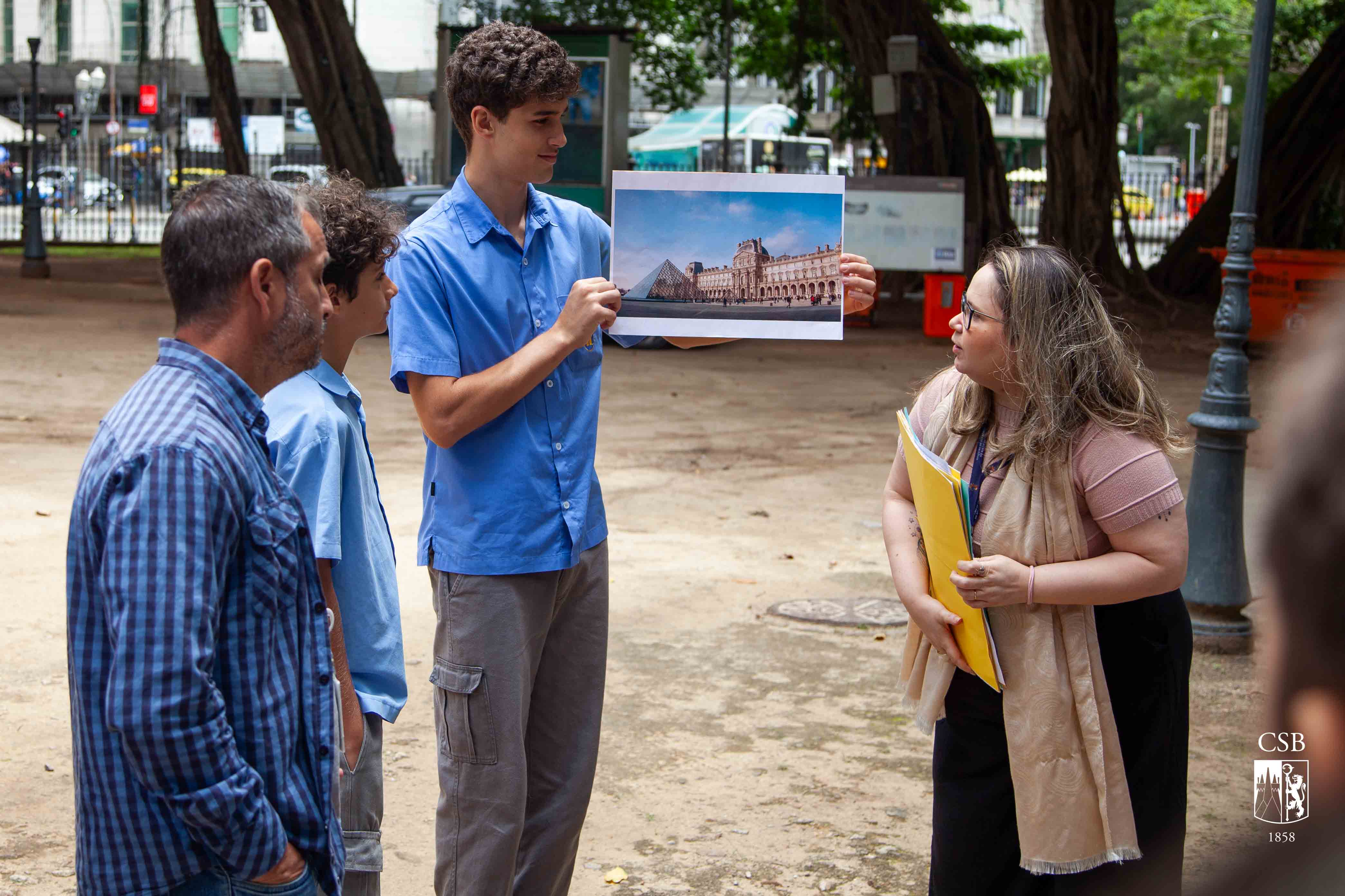 8º ano EF participa de aula de campo pelo Centro Histórico do RJ