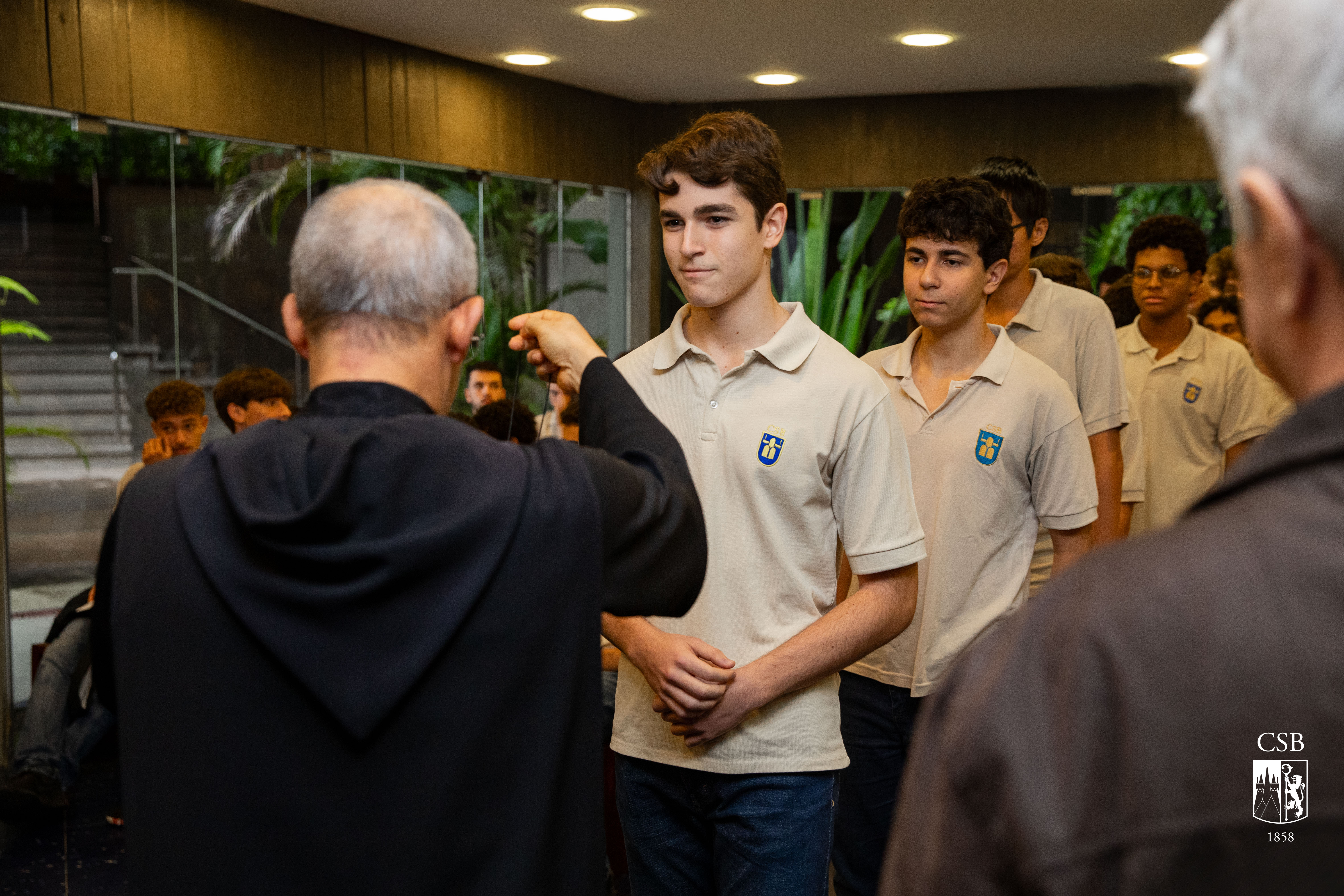 Bênção e Entrega da Medalha de São Bento com 3ª série EM